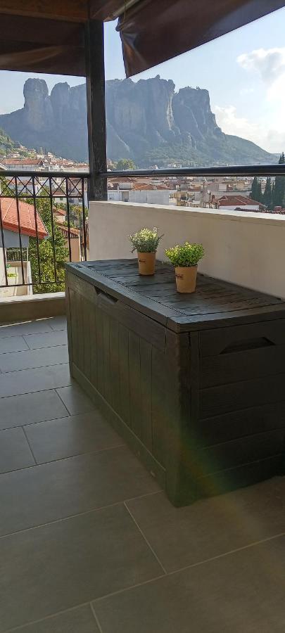 Meteora View Attic Apartment Kalambaka Bagian luar foto
